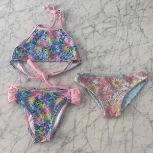 Kids Floral Two-Piece Swim Set Sz 5T plus Reversible bottom
